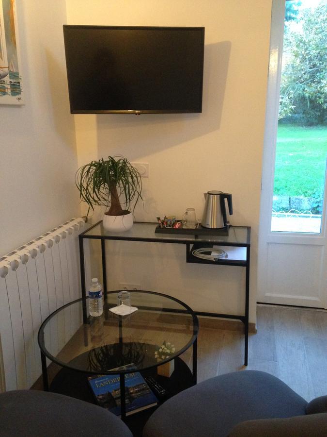Auberge De Keranden Landerneau Eksteriør billede